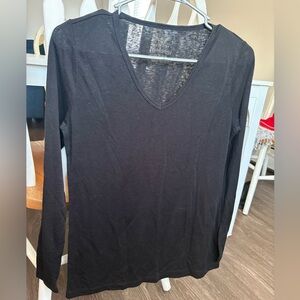 Black Long Sleeve V-Neck Top